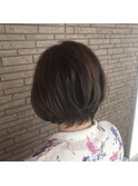 ショートボブ