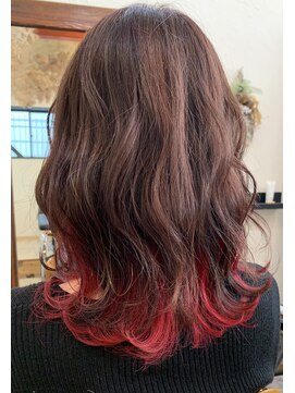 アルファ アルファ(ALPHA ALPHA) インナーカラーレッド