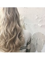 カルラ(Karra) ホワイトアッシュブラウン