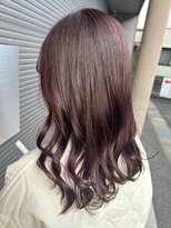 スタイル(STYLE)&nbsp;ラベンダー　ツヤ髪スタイル　ウェーブヘア