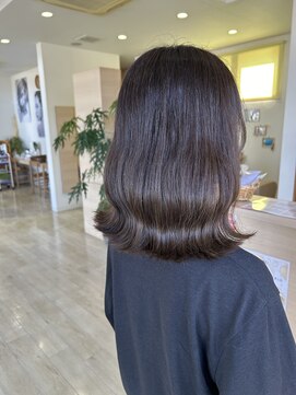 シュウ 安城店(Shu) ぱつっとミディアム