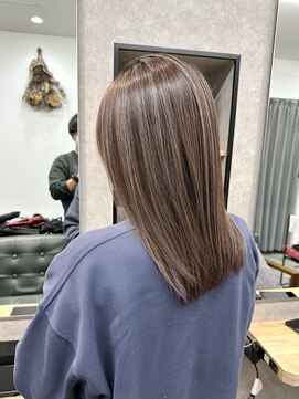 リベストバイジェービー 稲毛(li best. byjb) セミディ/シアーカラー/カール/姫カット【稲毛/稲毛駅】