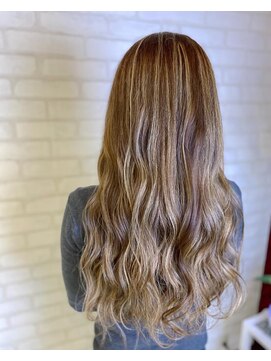 ビスイル 秋葉原店(Vis ill) ミルクティーアッシュハイトーン透明感グレージュ極細ハイライト