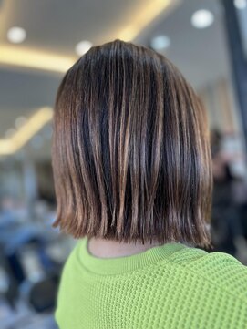 ヘアアンドビューティー クアトロ 戸祭店(QUATRO) タッセルボブ