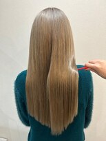 カルフール ロコ 草加西口店(Carrefour LOCO) ダブルカラー/ケアブリーチ/韓国風デザイン/髪質改善/高彩度