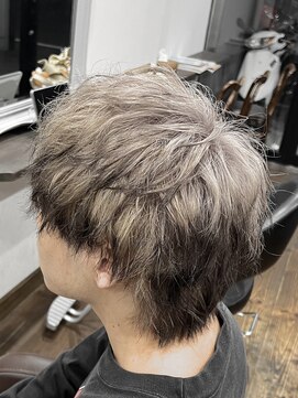 アンダーバーホワイト 広島 並木店(_WHITE) デザインブリーチ×エンドカラー×カット【広島】