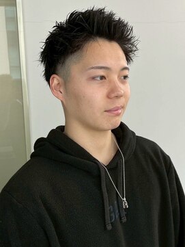 セプト 博多(SEPT.) アップバング 刈り上げ ツーブロック スパイキーショート