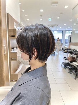 アッシュ 大泉学園店(Ash) 丸みショートボブ【Ash大泉学園　横山】