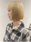 切りっぱなしボブ前髪ケアブリーチハイトーンブロンドベージュ