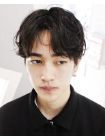 ゾーイボーイズ(ZOEY BOYZ)&nbsp;無造作マッシュレイヤーニュアンスパーマルーズセンターパート