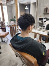 キロ(kilo)&nbsp;【メンズ一番人気】スッキリ刈り上げ×パーマでこなれ感ショート
