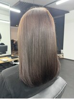 エミタス 柳通り(Emitas.) ほんのりラベンダーベージュ