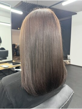 エミタス 柳通り(Emitas.) ほんのりラベンダーベージュ