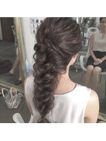 ヘアセットサロン ルミナ(LUMINA) えび編み【通常ヘアセット2200円】