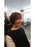 耳下ショートボブ