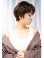 イーズ(e's) 耳かけもフィット！くせ毛立体ショート
