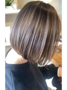 アパートメント167(APARTMENT 167) パッツンボブ