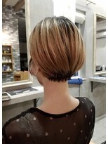 プリームヘアーホワイト(Pleame hair WHITE) ショートカット