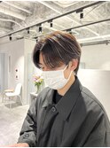 カット ハイライト 前下がりセンターパート
