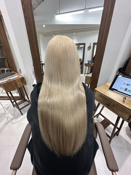 リル 茅ヶ崎(Liru:) 【Rina】ホワイトブロンド/黒髪/ボブルフ/ネビージュ/小顔