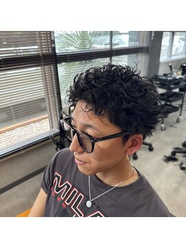 ラテ(LATTE) スパイキーショート