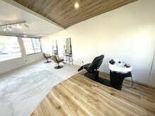 ポルフ(POLF)の雰囲気(ゆとりのあるシャンプースペースでリラックスしていただきます。)