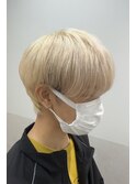 抜きっぱなしブロンド、マッシュショート