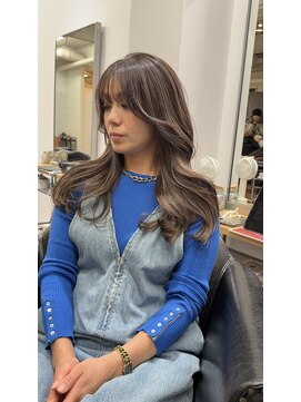 【大阪】白髪ぼかしハイライト　プラチナベージュ