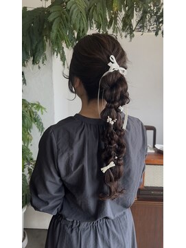 ジーン カットクラブ レディース(GENE CUTCLUB Lady's) 編みおろしヘアアレンジ