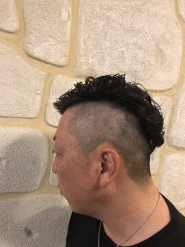 エムズアルカディア(M'Z ARCADIA) ツーブロパーマ