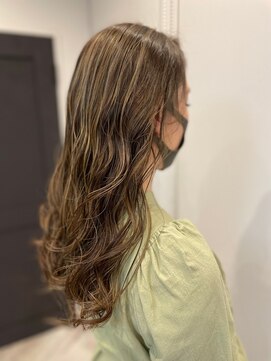 クロエバイラヴィズム 郡山さくら通り店(CLOE by LUVISM) グレージュ&ハイライト