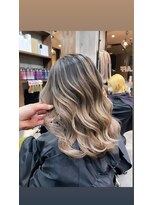 ラフ(LAFF)&nbsp;#黒髪#ボブルフ#ネビージュ#小顔#ワンレン