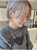 ペールグレージュ×ダブルライン個性派ボブ