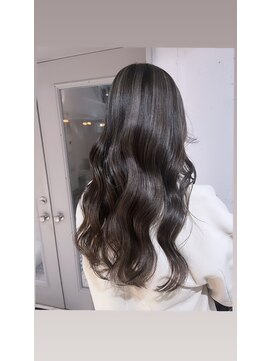 ラミ(L'ami) 【矢後あやこ】暗髪カラーダークブラウン/フェミニンロング