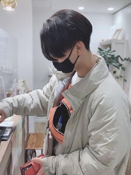 モリオフロムロンドン 松戸店(Morio from London) 【松戸 岩口】毛先軽め黒髪ハンサムショート