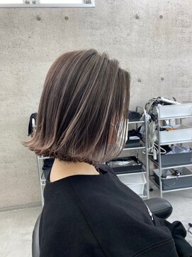 イキ 表参道(iki omotesando) モード/無造作ウェーブ/大人ガーリー[表参道駅]