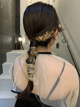 テテ ニコ(tete nico) タイトアレンジ×インナーカラー