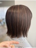 切りっぱなしボブ×ハイライト