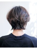 ルプラ ガーデン(le-pla garden) ウルフ#アッシュブラウン#外ハネウルフ#ミディアムウルフ#ボブ