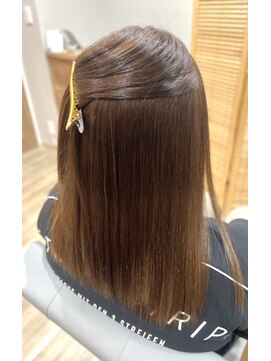 ミニマル(MINIMAL) 極上ツヤ髪ストレート