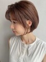働くオトナ女性にオススメ☆頭の型をキレイに見せるカットが得意♪乾かすだけでキレイなシルエットに