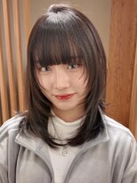 ノイカーム(noi Calm) 顔周りレイヤーカットくびれヘアミルクティーベージュカラー