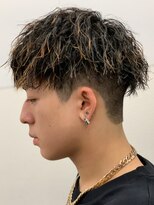 メッシュハイライトスパイラルパーマツイストパーマツーブロック