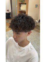 マキシム ナカイ(MAXIM NAKAI)&nbsp;ツイストスパイラルメンズスタイルメンズカジュアル刈り上げ