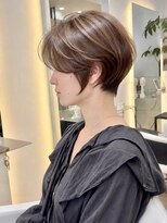 シー バイ ロンド 新宿(Sea by Lond)&nbsp;【福島】ラテベージュ耳かけくびれヘアショートボブ新宿