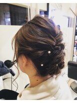 花やの前の美容室 山梨本店 結婚式お呼ばれヘアアレンジ☆編み込みシニヨン