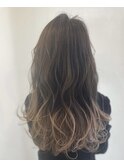 《FORME hair design代表　澤田》グラデーション