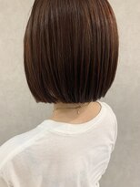 イリ(iri) 〈お客様スタイル〉オレンジ/ブリーチ無し/切りっぱなしボブ