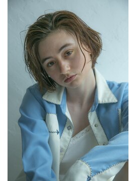 ミエル ヘア 新宿(miel hair) 〈mielhair新宿〉抜け感ゆるボブ