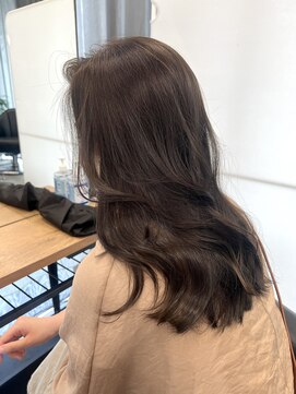 アリュウル 表参道 青山(Allure) ココアベージュ色っぽいくびれヘア韓国女優レイヤーカット　千葉